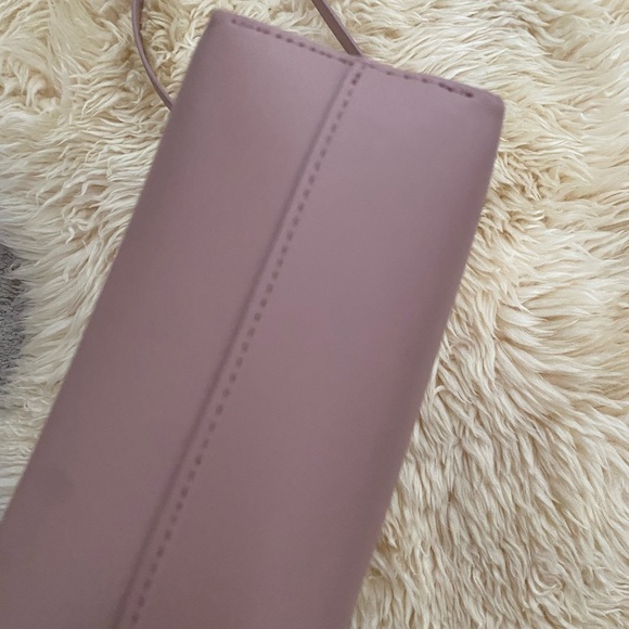 Samara Shoulder Bag - Picture 7 of 9